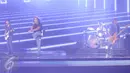 Slank beraksi di panggung Konser Raya 22 Indosiar, Jakarta, Rabu (11/1). Pada kesempatan itu, Slank membawakan lagu terbaru mereka yang baru akan diluncurkan Februari mendatang. (Liputan6.com/Helmi Afandi)