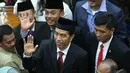Joko Widodo hadiri rapat paripurna untuk mendengar pandangan fraksi DPRD DKI, Jakarta, Senin, (6/10/2014) (Liputan6.com/Herman Zakharia)