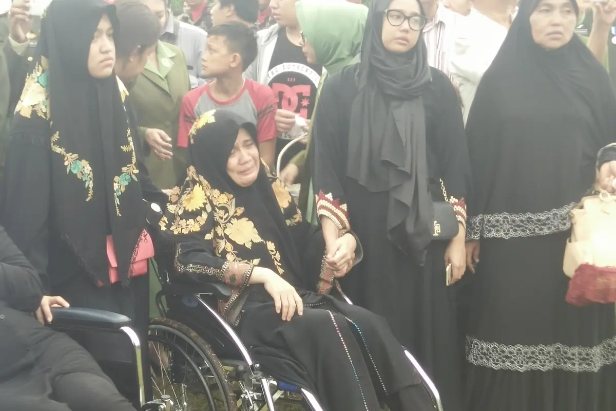 Keluarga TNI Korban Helikopter Jatuh di Poso Masih Syok!