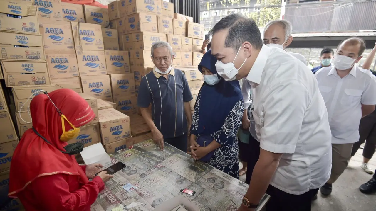 Kementerian Perdagangan dan Kementerian Badan Usaha Milik Negara bersinergi dengan pelaku usaha minyak goreng meluncurkan Program MigorRakyat