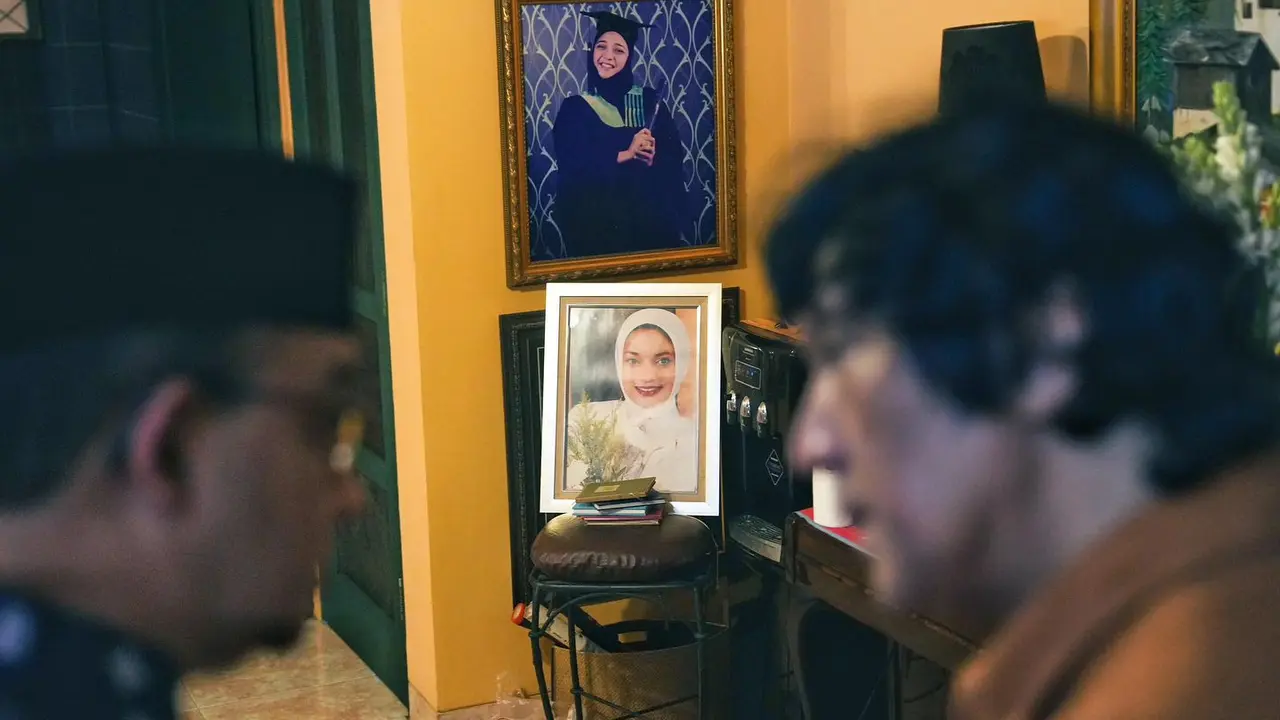 Soraya Haque mengungkapkan bahwa Marissa Haque tidak memiliki riwayat sakit sebelum meninggal mendadak. Dia menekankan bahwa ajal bisa datang tanpa alasan, menjadi pengingat untuk tidak lalai dalam menjalani hidup. (Foto: Dok. Instagram @aniesbaswedan)