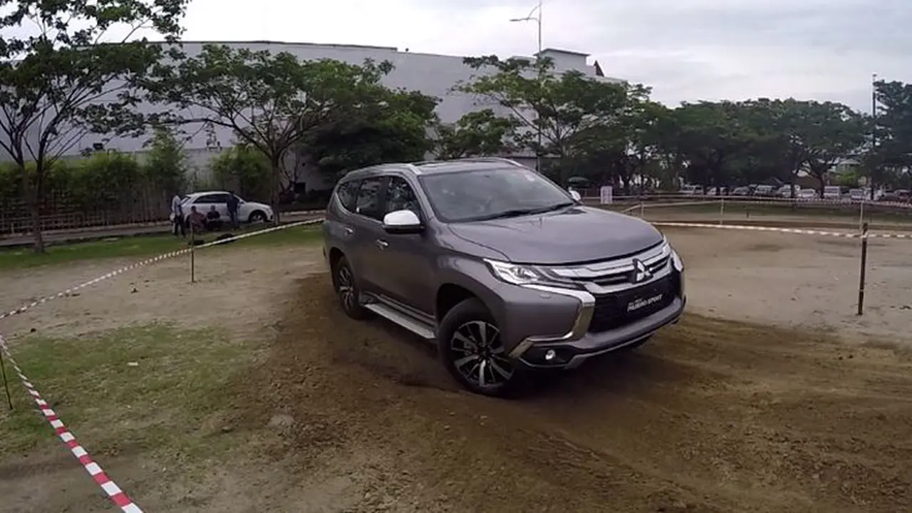 Hanya All New Pajero Sport Dakar yang Usung Mesin Baru, Kenapa?
