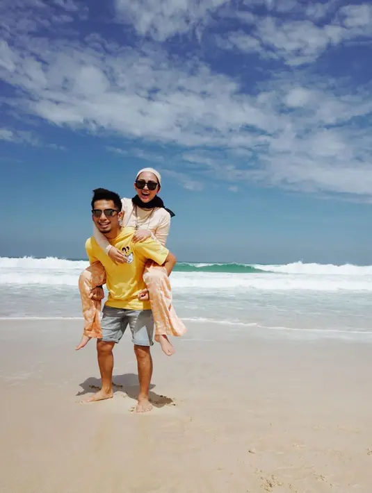 (Instagram/rachelvennya)