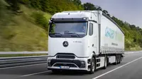 Mercedes-Benz Resmi Luncurkan Truk Listrik eActros 600 (Ist)