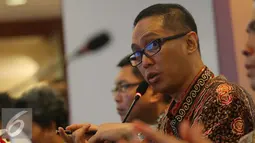 Dirut Semen Indonesia  Rizkan Chandra saat memberikan keterangan pers terkait pemberian fasilitas kredit untuk PT Semen Gresik dari Bank Mandiri, Jakarta, Jumat (10/6). (Liputan6.com/Angga Yuniar) 