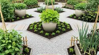 Inspirasi 8 Model Halaman Belakang Rumah untuk Kebun Sayur Organik yang Produktif