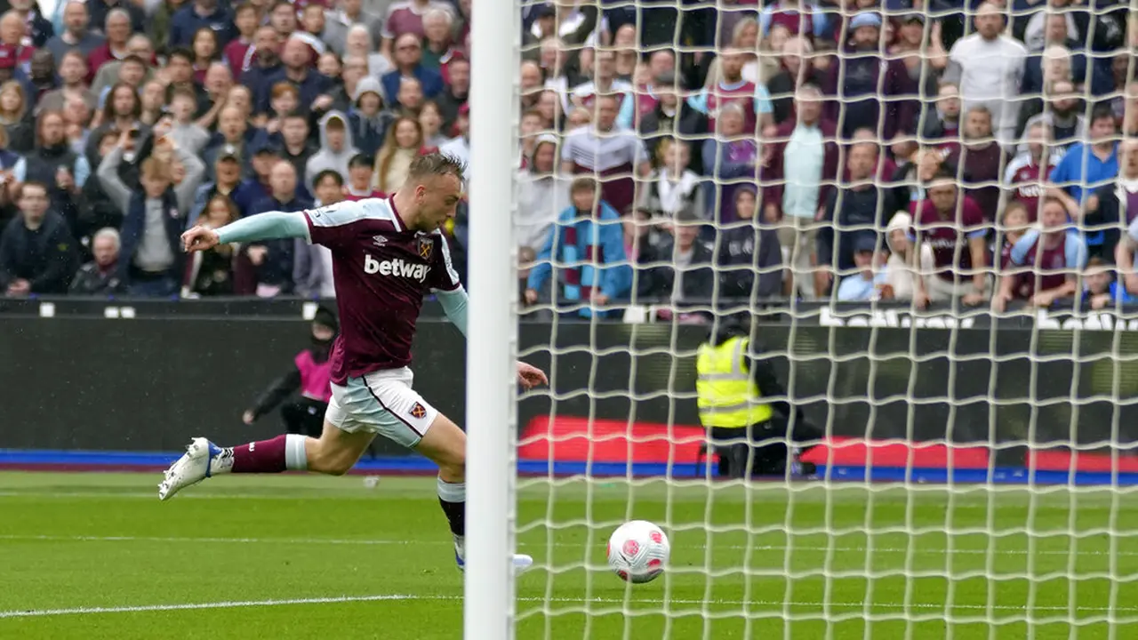 FOTO: Manchester City Ditahan Imbang West Ham United
