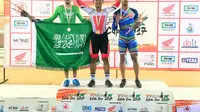 Terry Yudha Kusuma membuka keran medali emas untuk Indonesia setelah memenangi nomor 1 km Time Trial junior putra Track Asia Cup 2017 di Ndew Delhi, India, Selasa (11/10/2017). (Humas PB ISSI)
