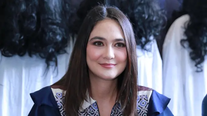 [Bintang] Luna Maya