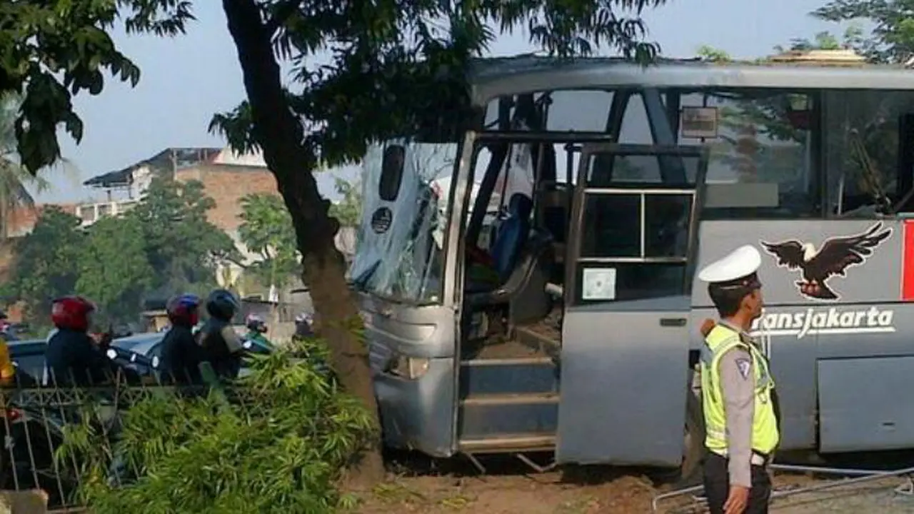 Kecelakaan Bus Transjakarta