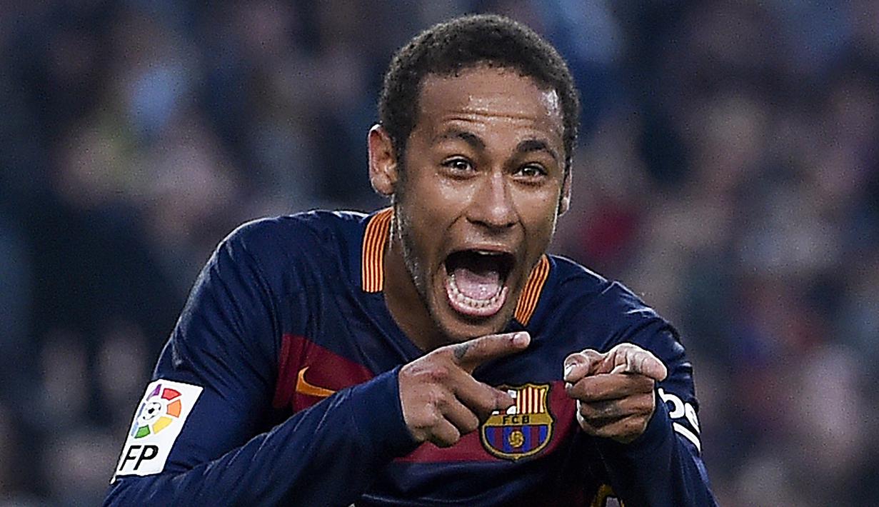 Striker Barcelona, Neymar, merayakan gol yang dicetaknya ke gawang Villarreal pada laga La Liga Spanyol di Stadion Camp Nou, Barcelona, Minggu (8/11/2015). (AFP/Josep Lago)