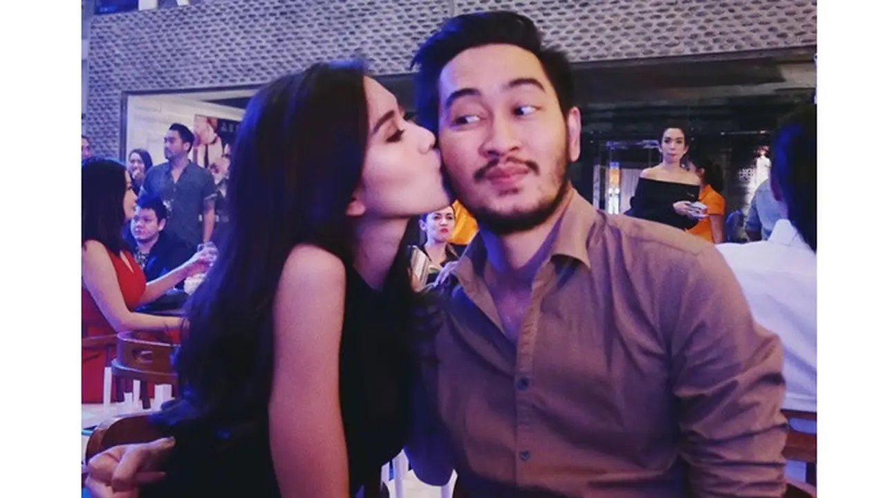 Umumkan Hamil Bayi Kembar, Begini Potret Kemesraan Syahnaz Sadiqah dan Jeje