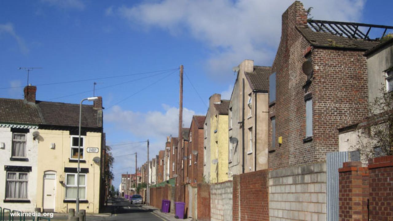 Pengembangan Anfield Ditolak Beberapa Pemilik Tanah