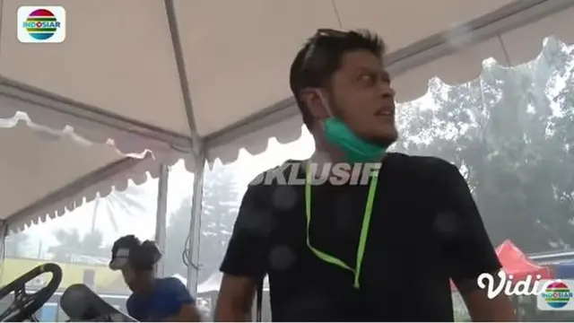 6 Potret Bobby Michael, Pria yang Dikabarkan Masih Berstatus Suami Sah Jennifer Dunn