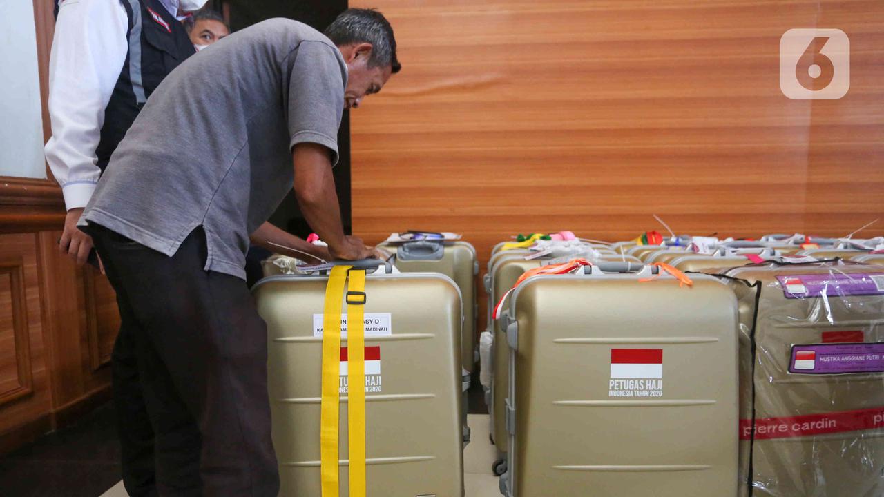 828 Petugas Panitia Penyelenggara Ibadah Haji Diberangkatkan