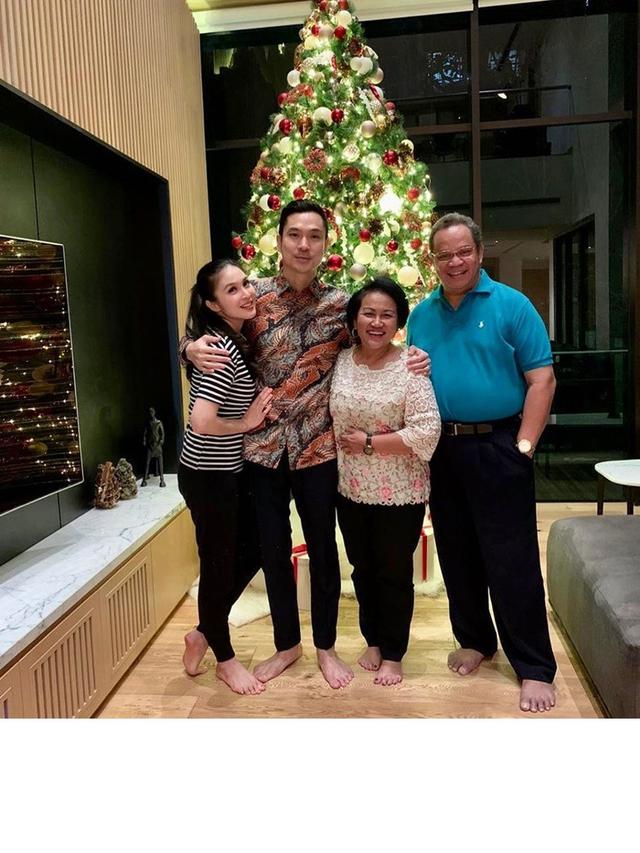 Potret Persiapan 7 Selebriti Sambut Natal 2019, Penuh Suka Cita