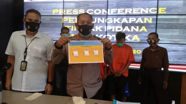 Pasutri Pengedar Narkoba di Palembang Ditangkap di Dekat Taman Kerajaan Sriwijaya