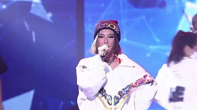 Detail Outfit Mewah Agnez Mo dari Versace Saat Manggung di HUT SCTV