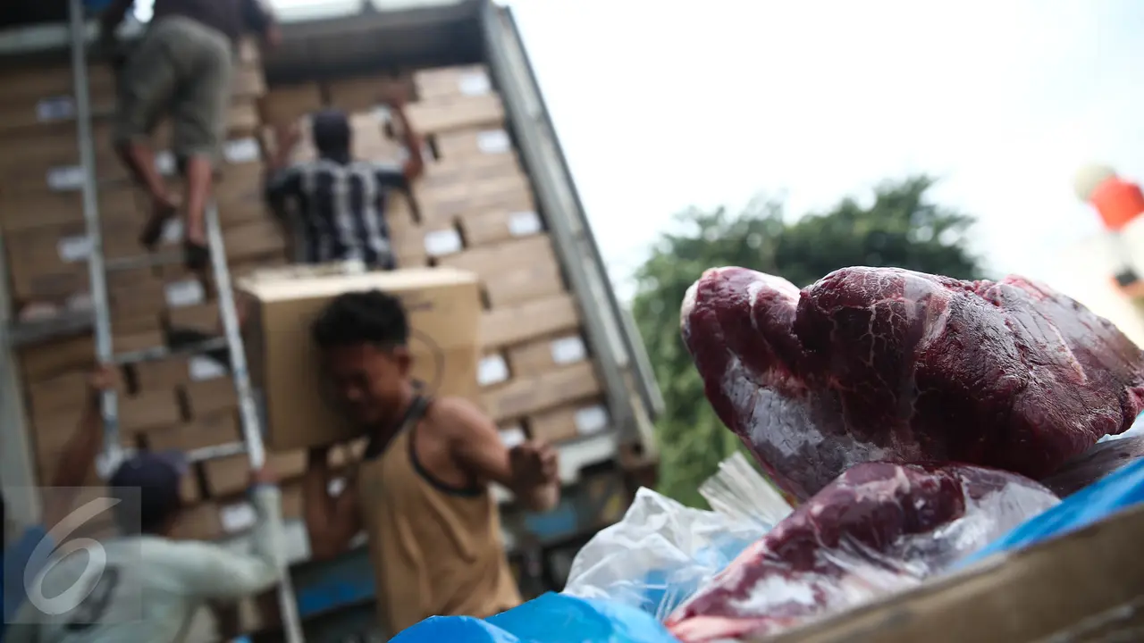 20160609-Indonesia Digelontori 300 Ton Daging Beku Australia-Jakarta