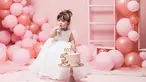 Baby Vechia terlihat sangat lucu ya ketika mengenakan dress berwarna putih ini ketika merayakan ulang tahunnya yang pertama. (Liputan6.com/IG/frandaaa87)