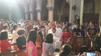 Rombongan Ketua UKP Pancasila di Gereja Katedral, Jakarta, Minggu (24/12/2017). (Liputan6.com/Putu Merta Surya Putra)