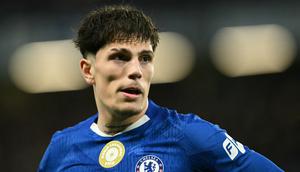 Gelandang Chelsea, Alejandro Garnacho, terlihat selama pertandingan sepak bola Premier League Inggris antara Chelsea dan Arsenal di Stamford Bridge, London, pada 30 November 2025. (JUSTIN TALLIS / AFP)