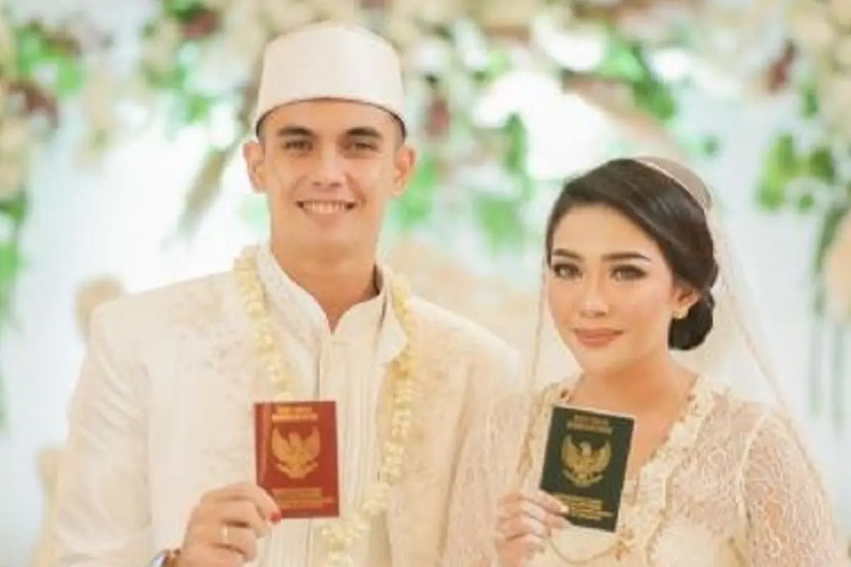 Nadeo Argawinata dan Destia Sari