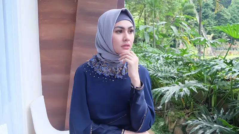 [Bintang] Makin Cantik, Ini 8 Potret Kartika Putri Setelah Berhijab