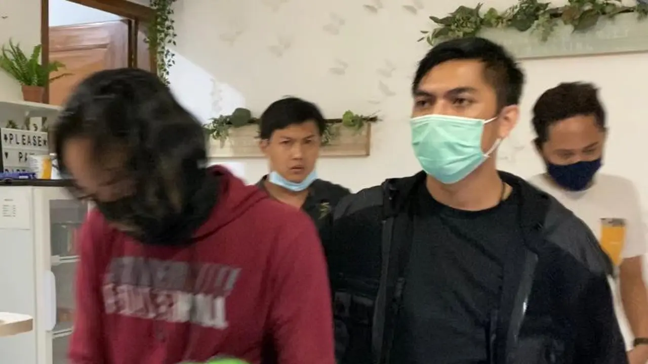 Pemasok sabu ke bintang sinetron pendek Ridho Illahi ditangkap Polres Jakarta Barat. (dok Polres Jakarta Barat)