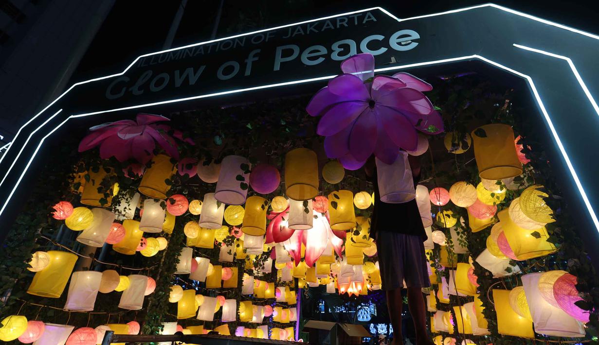  Glow of Peace di kawasan Bundaran Hotel Indonesia, Jakarta, Kamis (28/5/2026). (Kapanlagi.com/Budy Santoso)