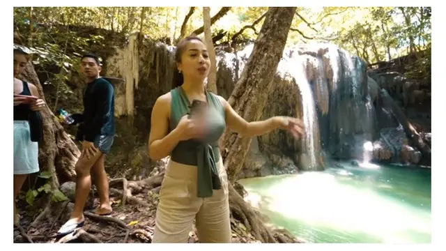 10 Potret Liburan Nikita Willy dan Suami di Pulau Moyo, Seru Banget