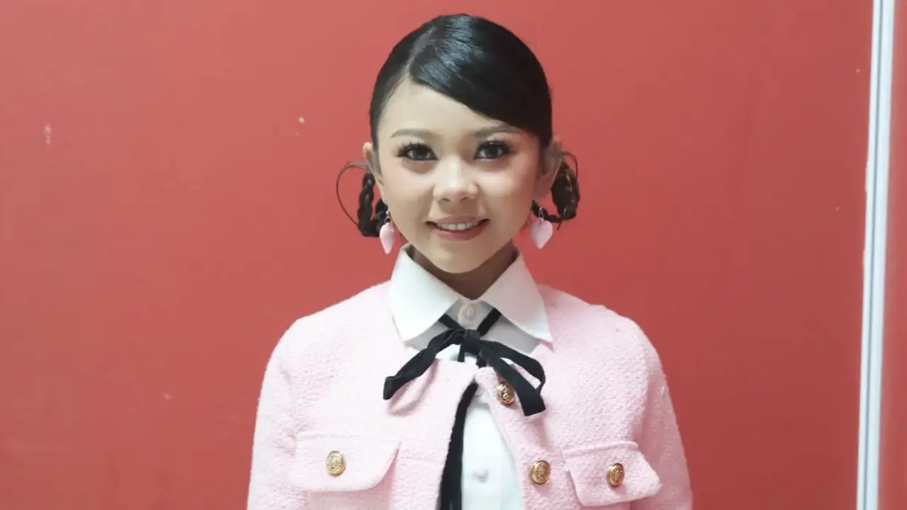 Keysha Dangdut Academy 8