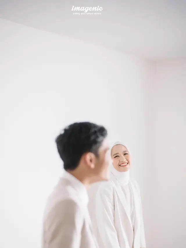 Jelang Menikah, Ini 6 Potret Prewedding Bintang Emon dan Alca Octaviani