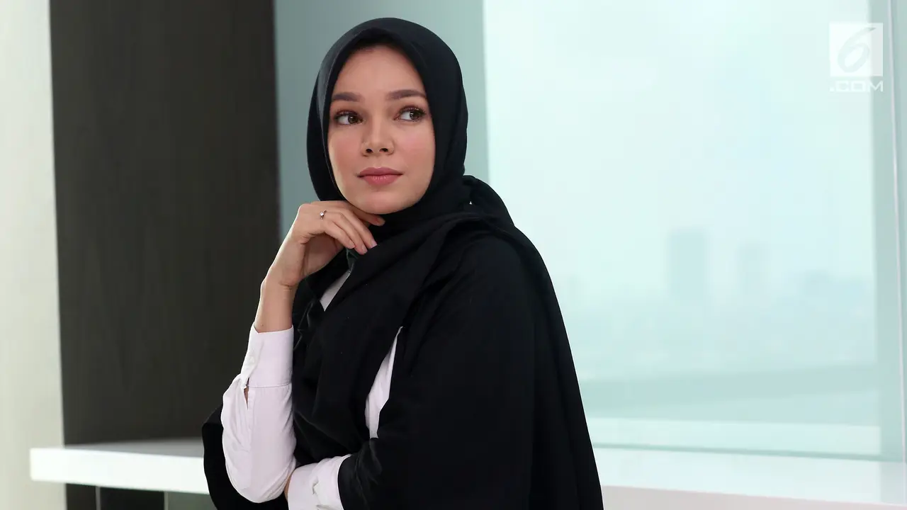 Dewi Sandra