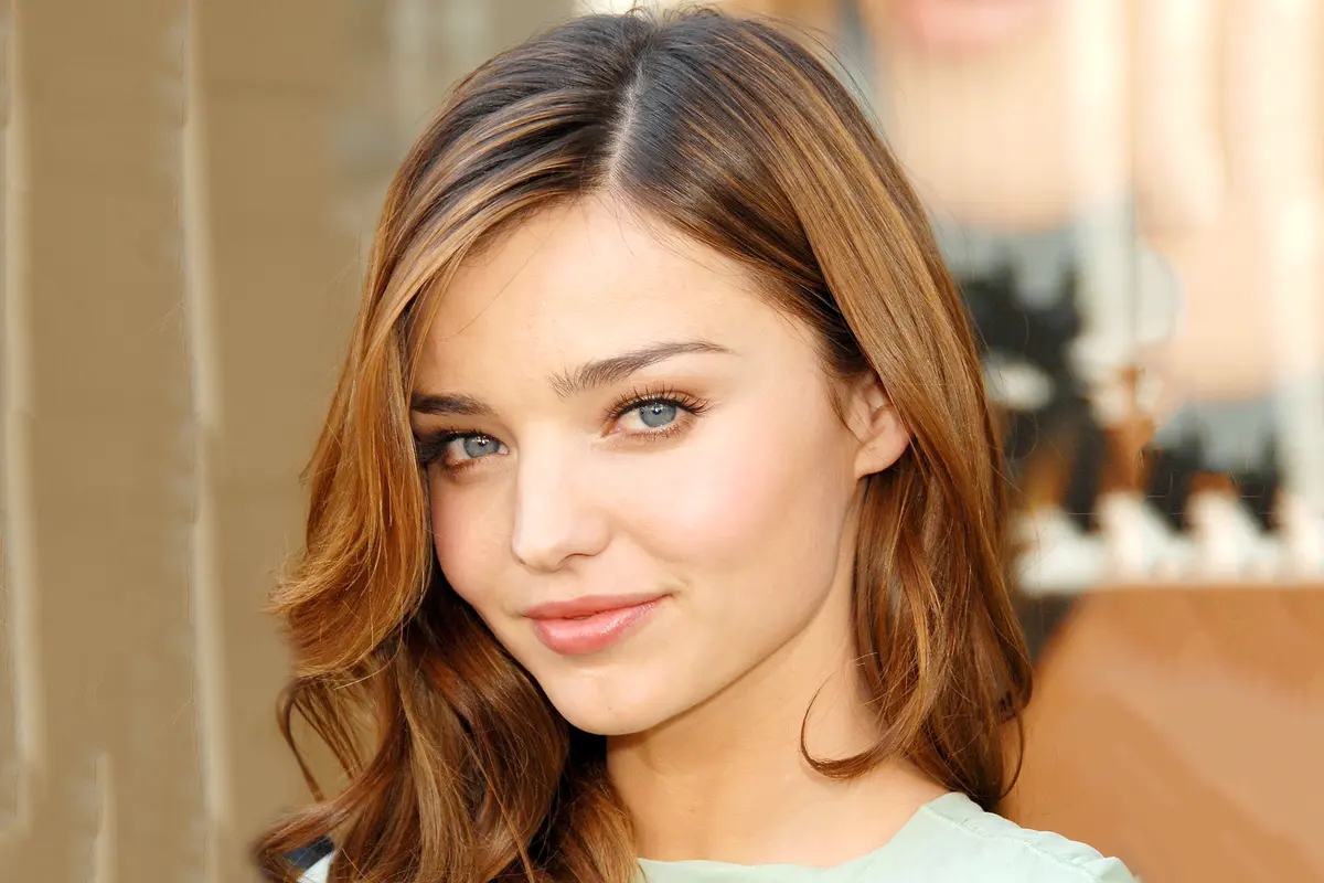 Rahasia Gaya Make up Miranda Kerr