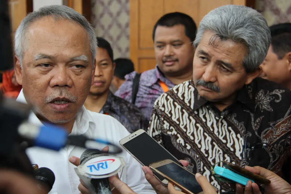 Menteri PUPR Basuki Hadimuljono menyampaikan ungkapan duka cita atas berpulangnya Wakil Menteri Pekerjaan Umum (PU) periode 2009-2014 Hermanto Dardak. (Dok Kementerian PUPR)