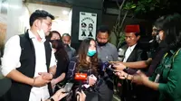 Putri John Kei kunjungi ayahnya di Rutan Polda Metro Jaya, Jumat (26/6/2020). (Istimewa)