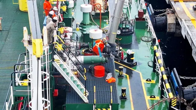 PT Pertamina International Shipping (PIS) dan PT Pertamina Patra Niaga (PPN) kerja sama angkut aspal cair. (Dok Pertamina)