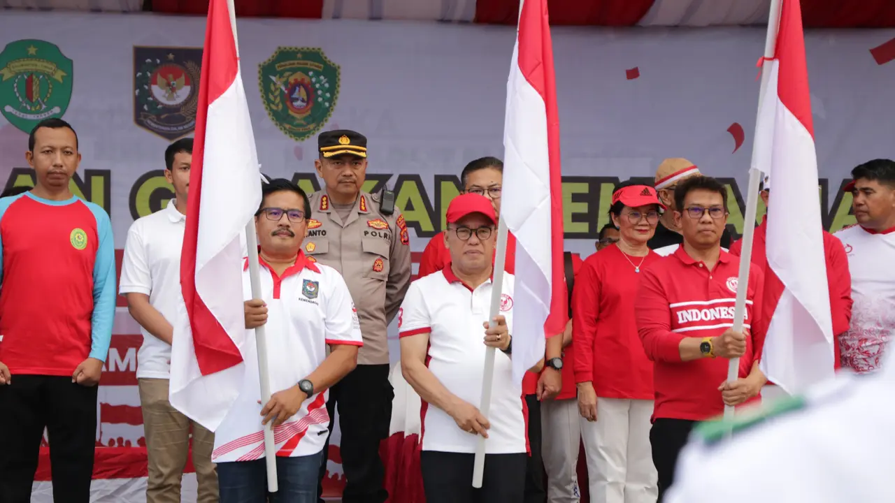 Pencanangan Gerakan Pembagian 10 Juta Bendera Merah Putih Tahun 2024