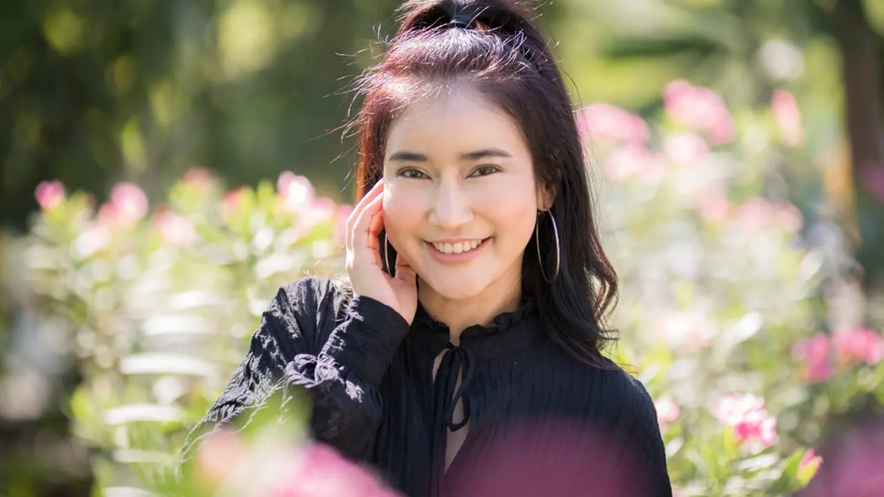 tertawa bahagia