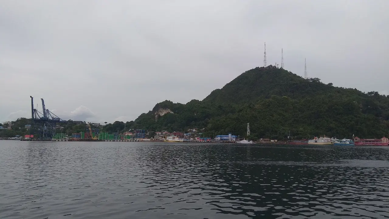 Pelabuhan laut Jayapura yang menjadi lokasi pertama pendaratan tentara Jepang di Papua pada perang dunia II. (Katharina Janur/Liputa6.com)