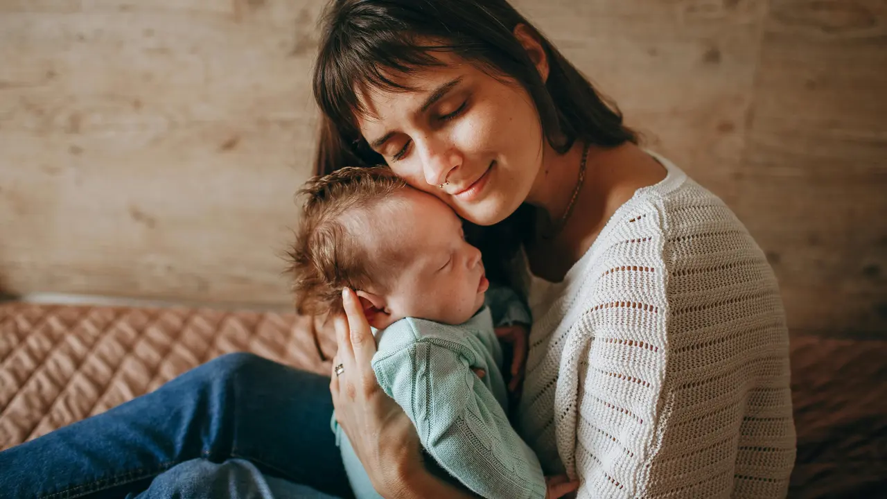 posisi ibu menyusui