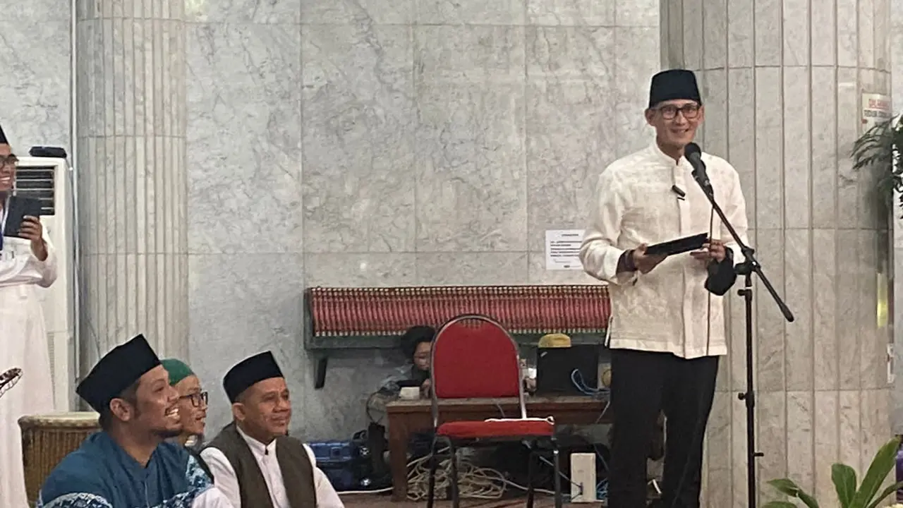 Menteri Pariwisata dan Ekonomi Kreatif (Menparekraf) Sandiaga Uno menggelar seminar bertajuk "Perjalan Hijrahku" dengan menghadirkan narasumber Angelina Sondakh. (Istimewa)
