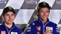 Jorge Lorenzo dan Valentino Rossi (EPA/Hendrik Schimdt)