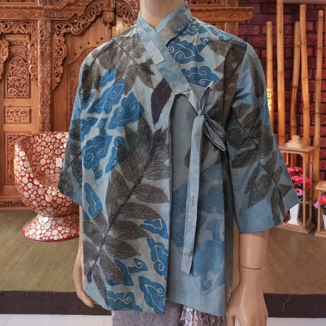 Ecoprint Batik Cirebon Mengalir Sampai Jauh