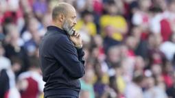 Tottenham Hotspur benar-benar kewalahan meladeni permainan cepat Arsenal. Anak asuh Nuno Espirito Santo itu tak mampu keluar dari tekanan dan dipaksa bertahan total. (AP/Frank Augstein)