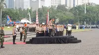 Kapolri dan Panglima TNI memimpin apel gelar pasukan dalam rangka menyambut Lebaran 2018 di Monas (Liputan6.com/ Nafiysul Qodar)