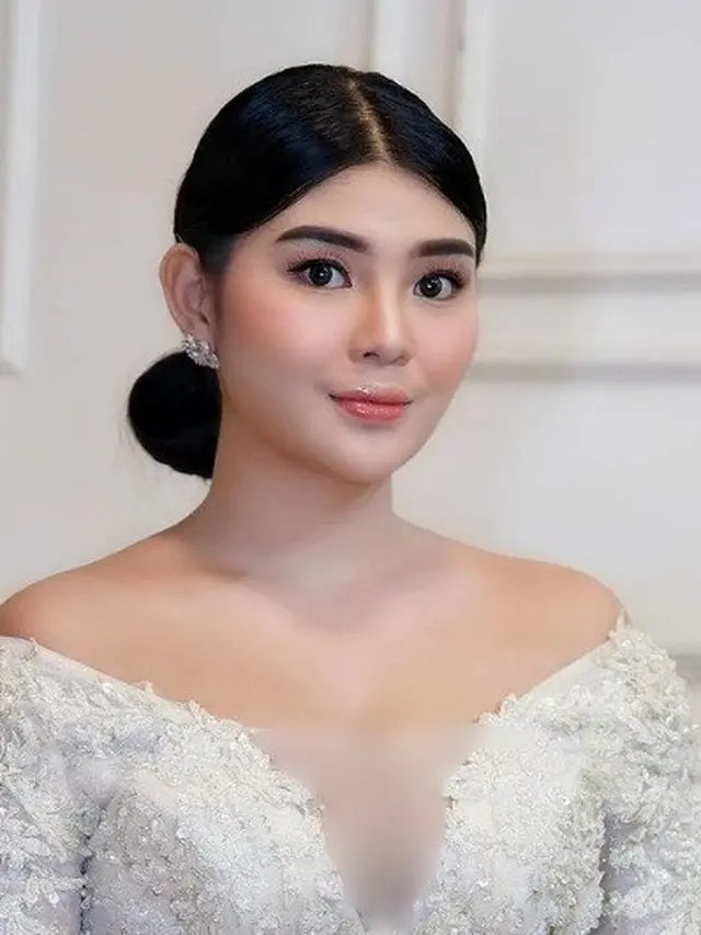Dipuji Makin Langsing, Ini 7 Potret Terbaru Rosa Meldianti Keponakan Dewi Perssik