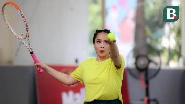 Foto: Aksi Pantang Menyerah Istri Sultan Andara di Turnamen Olahraga Selebriti Indonesia