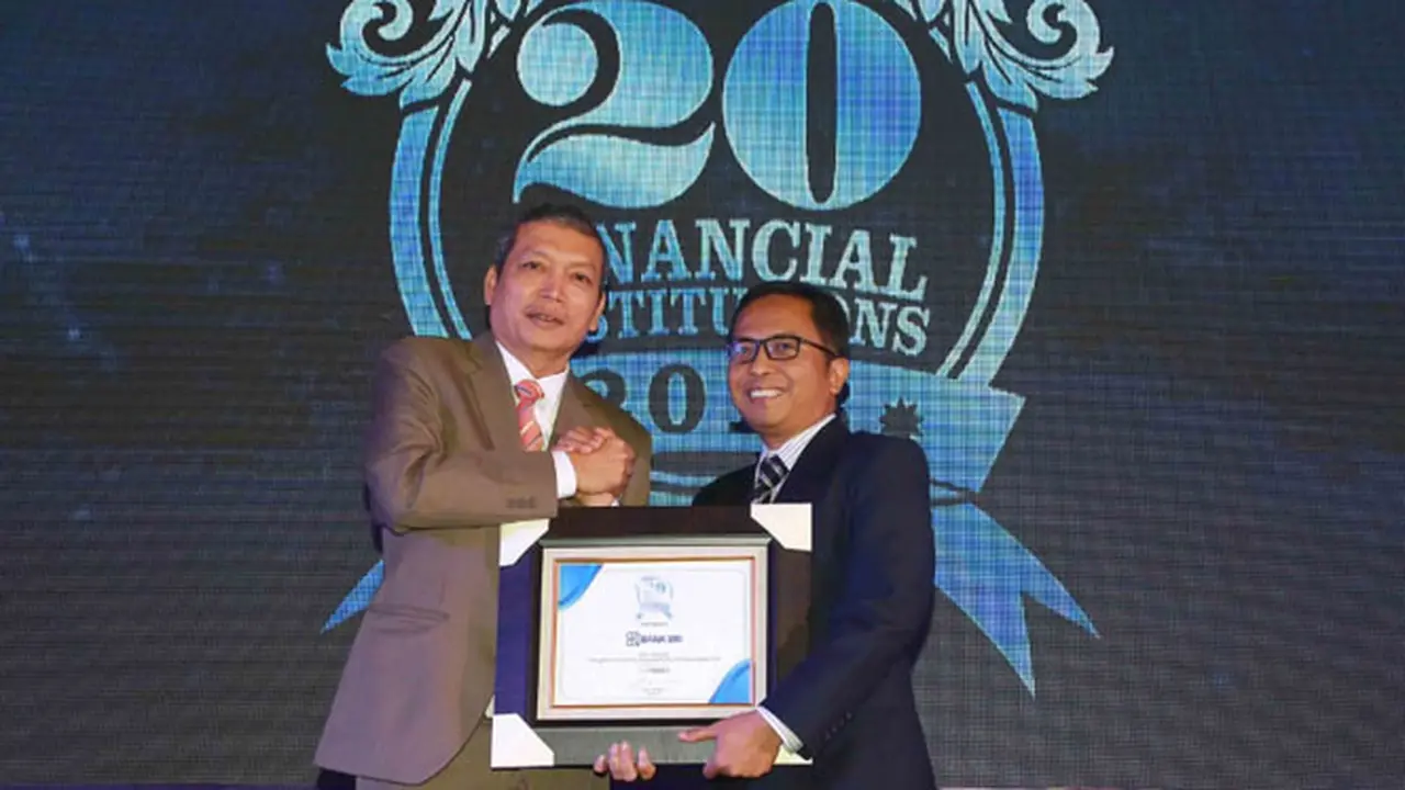 BRI Terima Penghargaan Terbaik di Ajang Top 20 Financial Institutions 2018
